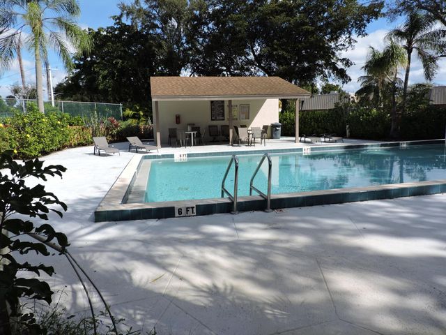 3402 Gardens East Drive 7A, Palm Beach Gardens, FL 33410