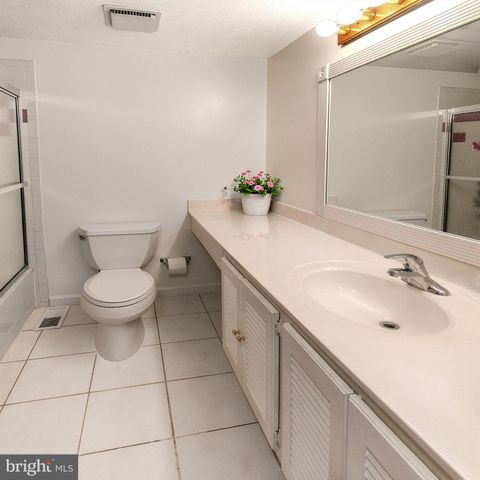 4013 PICKSTONE DR, Fairfax, VA 22032