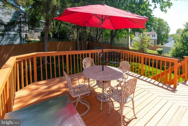 4013 PICKSTONE DR, Fairfax, VA 22032