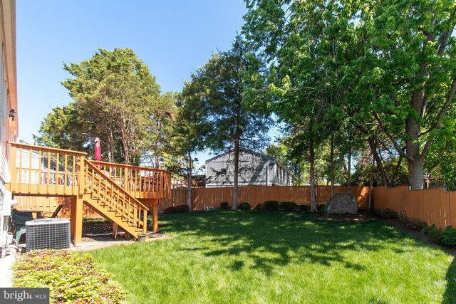 4013 PICKSTONE DR, Fairfax, VA 22032