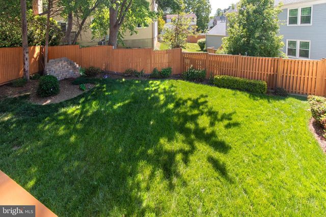 4013 PICKSTONE DR, Fairfax, VA 22032