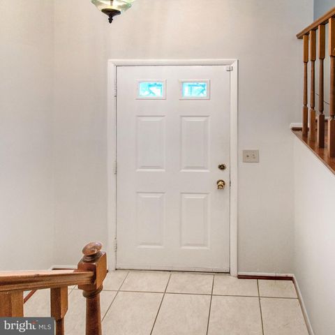 4013 PICKSTONE DR, Fairfax, VA 22032
