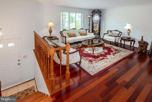 4013 PICKSTONE DR, Fairfax, VA 22032