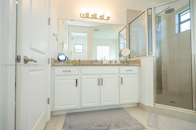 11824 SW 13th Ct, Pembroke Pines, FL 33025