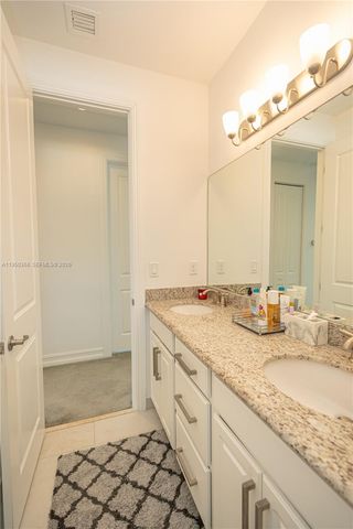 11824 SW 13th Ct, Pembroke Pines, FL 33025