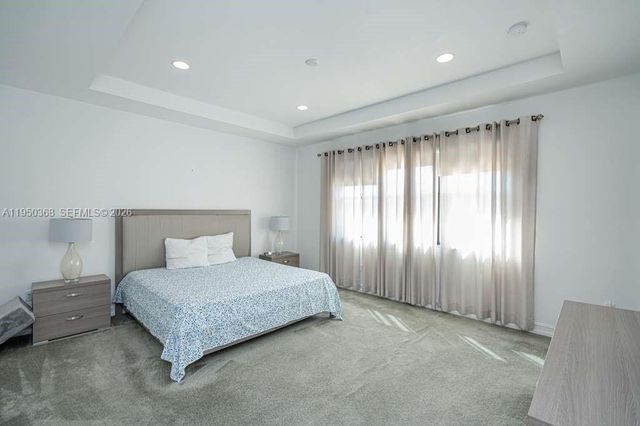 11824 SW 13th Ct, Pembroke Pines, FL 33025