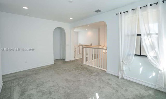 11824 SW 13th Ct, Pembroke Pines, FL 33025