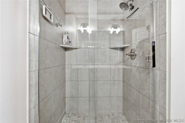 5408 Catalina Trail, Sellersburg, IN 47172