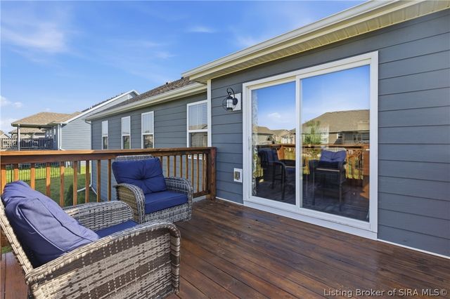 5408 Catalina Trail, Sellersburg, IN 47172