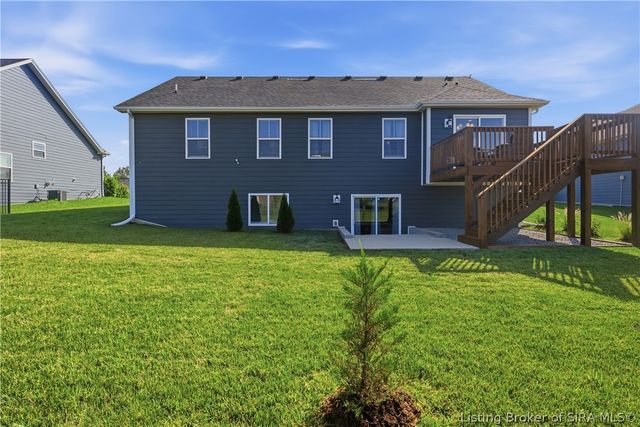 5408 Catalina Trail, Sellersburg, IN 47172
