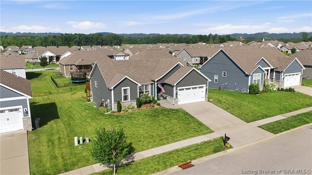 5408 Catalina Trail, Sellersburg, IN 47172