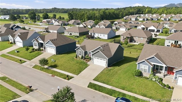5408 Catalina Trail, Sellersburg, IN 47172