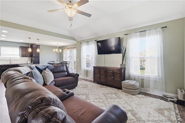 5408 Catalina Trail, Sellersburg, IN 47172