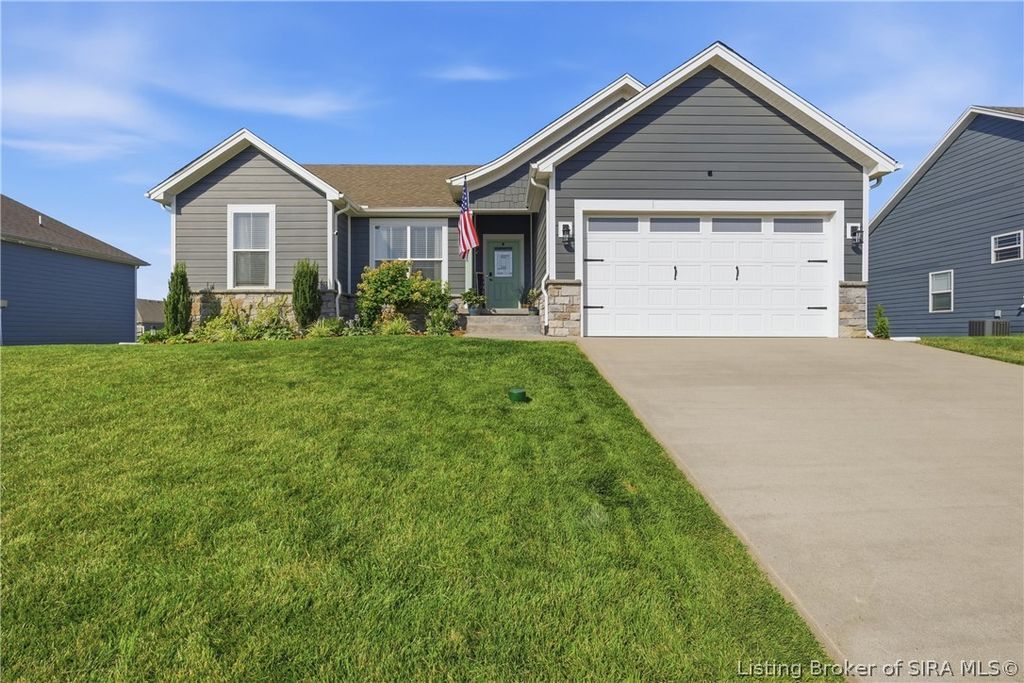 5408 Catalina Trail, Sellersburg, IN 47172