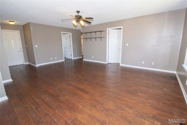 126 Hickory Valley Road, St Robert, MO 65584