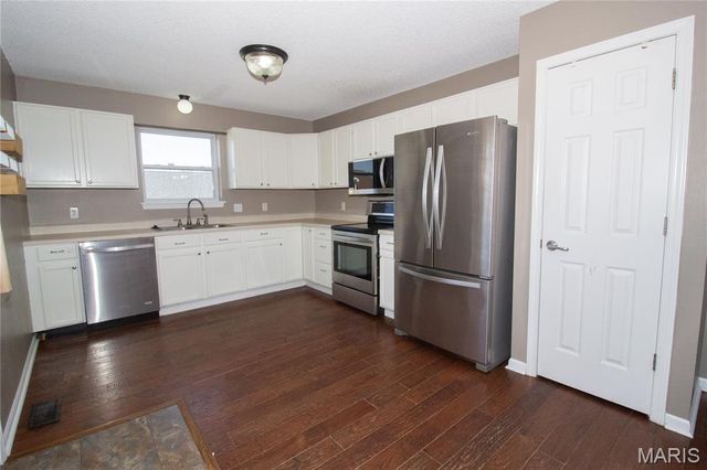 126 Hickory Valley Road, St Robert, MO 65584