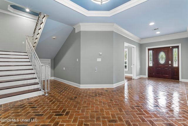 2410 W Shore Drive, Biloxi, MS 39532