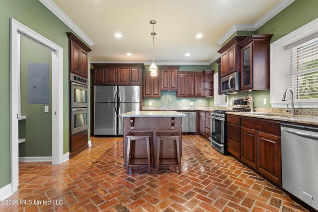 2410 W Shore Drive, Biloxi, MS 39532