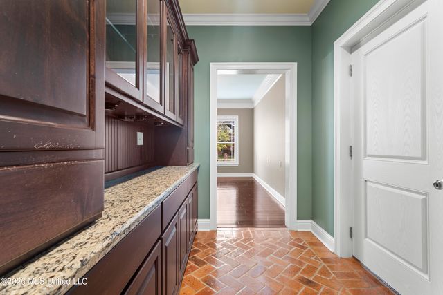 2410 W Shore Drive, Biloxi, MS 39532