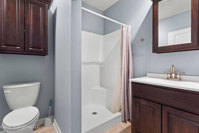 2410 W Shore Drive, Biloxi, MS 39532
