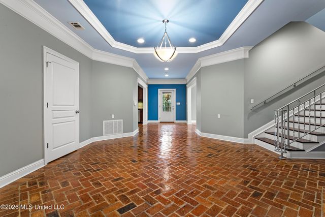 2410 W Shore Drive, Biloxi, MS 39532