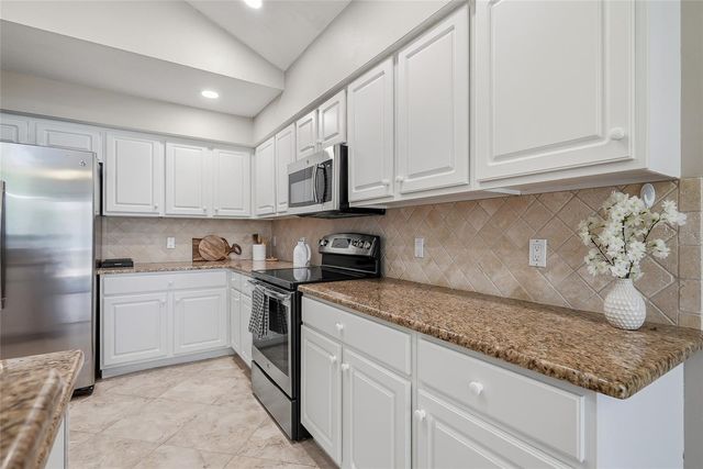 18912 PLACE MARQUETTE, Lutz, FL 33558