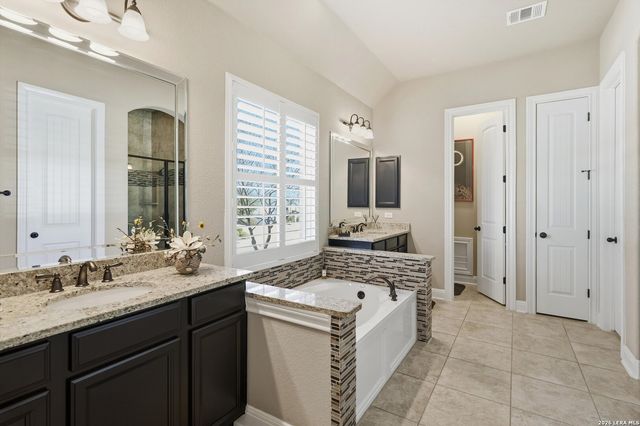 28555 Tristant Ridge, San Antonio, TX 78260