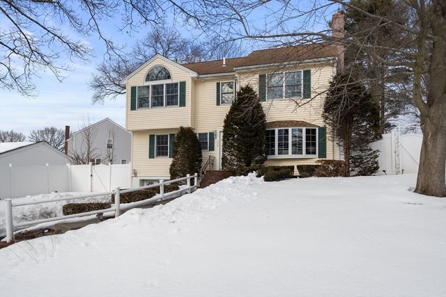 220 E Cross St, Norwood, MA 02062