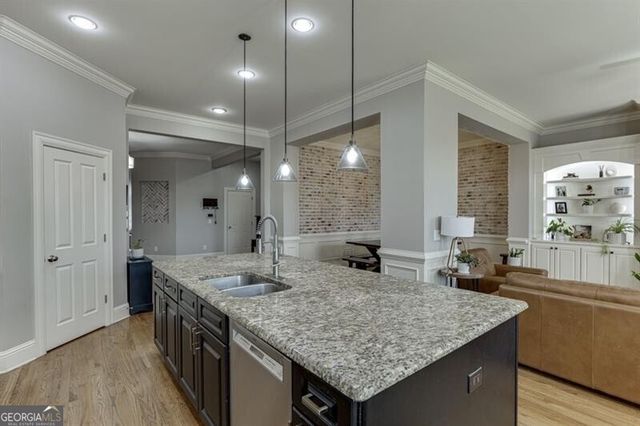 6965 Fellowship Lane, Flowery Branch, GA 30542