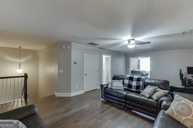 6965 Fellowship Lane, Flowery Branch, GA 30542