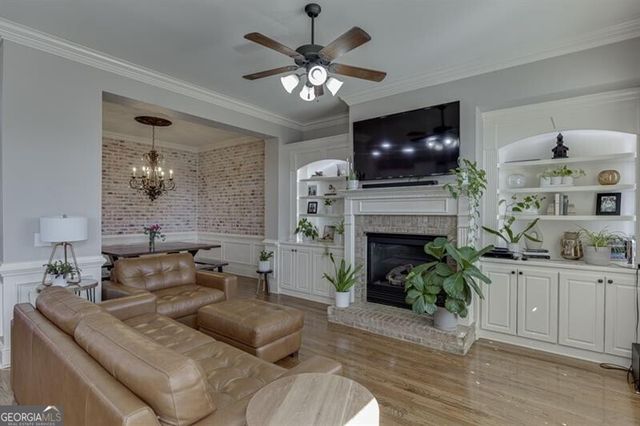 6965 Fellowship Lane, Flowery Branch, GA 30542