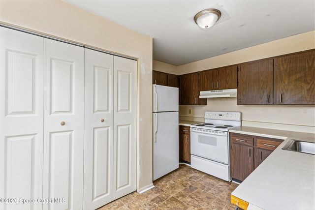 1000 NE Abada Court NE 107, Palm Bay, FL 32905