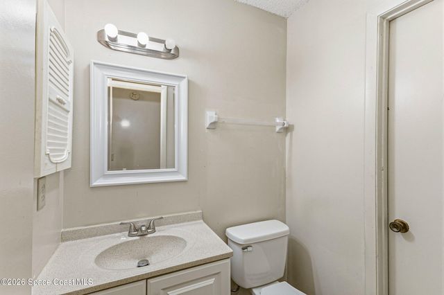 1000 NE Abada Court NE 107, Palm Bay, FL 32905