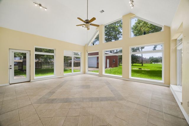 319 Mariachi Street, Crosby, TX 77532