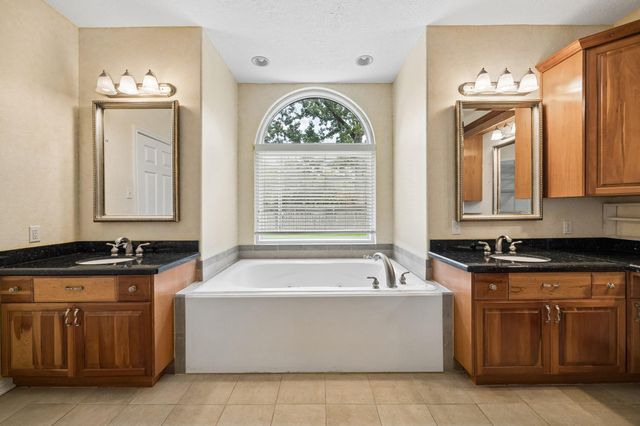 319 Mariachi Street, Crosby, TX 77532
