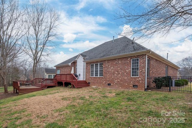 283 Norwood Hills Drive, Winston Salem, NC 27107