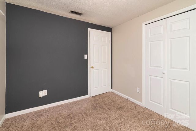 4926 Harri Ann Drive, Charlotte, NC 28227