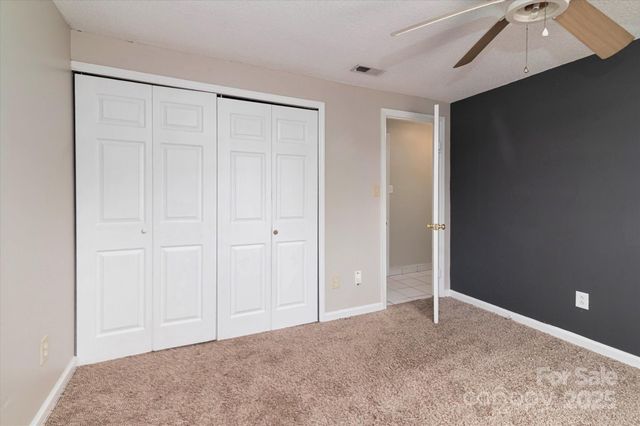 4926 Harri Ann Drive, Charlotte, NC 28227