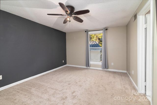 4926 Harri Ann Drive, Charlotte, NC 28227