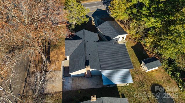 4926 Harri Ann Drive, Charlotte, NC 28227