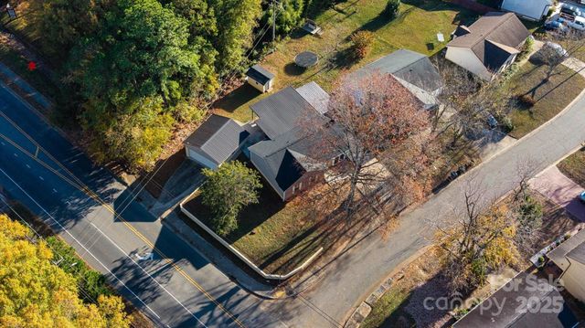 4926 Harri Ann Drive, Charlotte, NC 28227