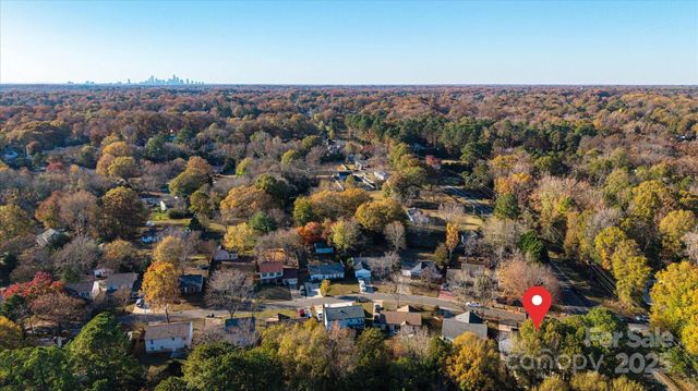 4926 Harri Ann Drive, Charlotte, NC 28227