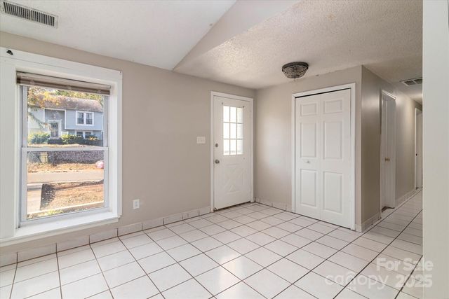 4926 Harri Ann Drive, Charlotte, NC 28227