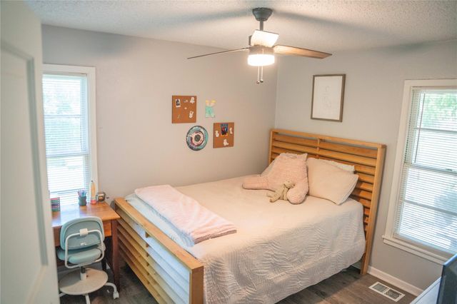 1120 Nix RD, Lampasas, TX 76550