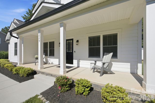 229 Elysian Drive, Mooresville, NC 28117