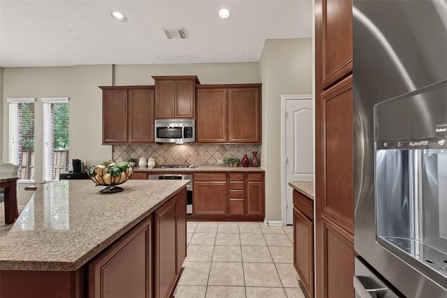 6806 Peatwood Way, Sugar Land, TX 77479