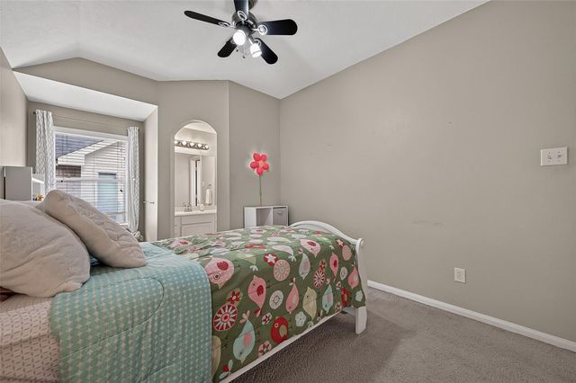 6806 Peatwood Way, Sugar Land, TX 77479