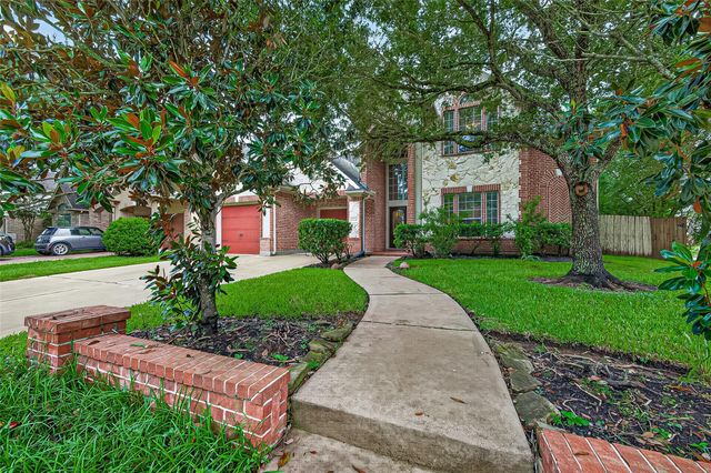6806 Peatwood Way, Sugar Land, TX 77479