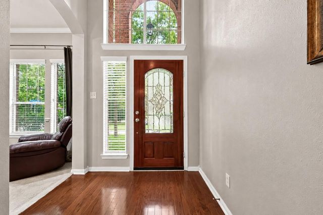 6806 Peatwood Way, Sugar Land, TX 77479