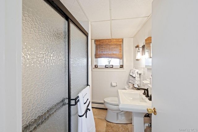 2 W Hillover Road, Hampton Bays, NY 11946